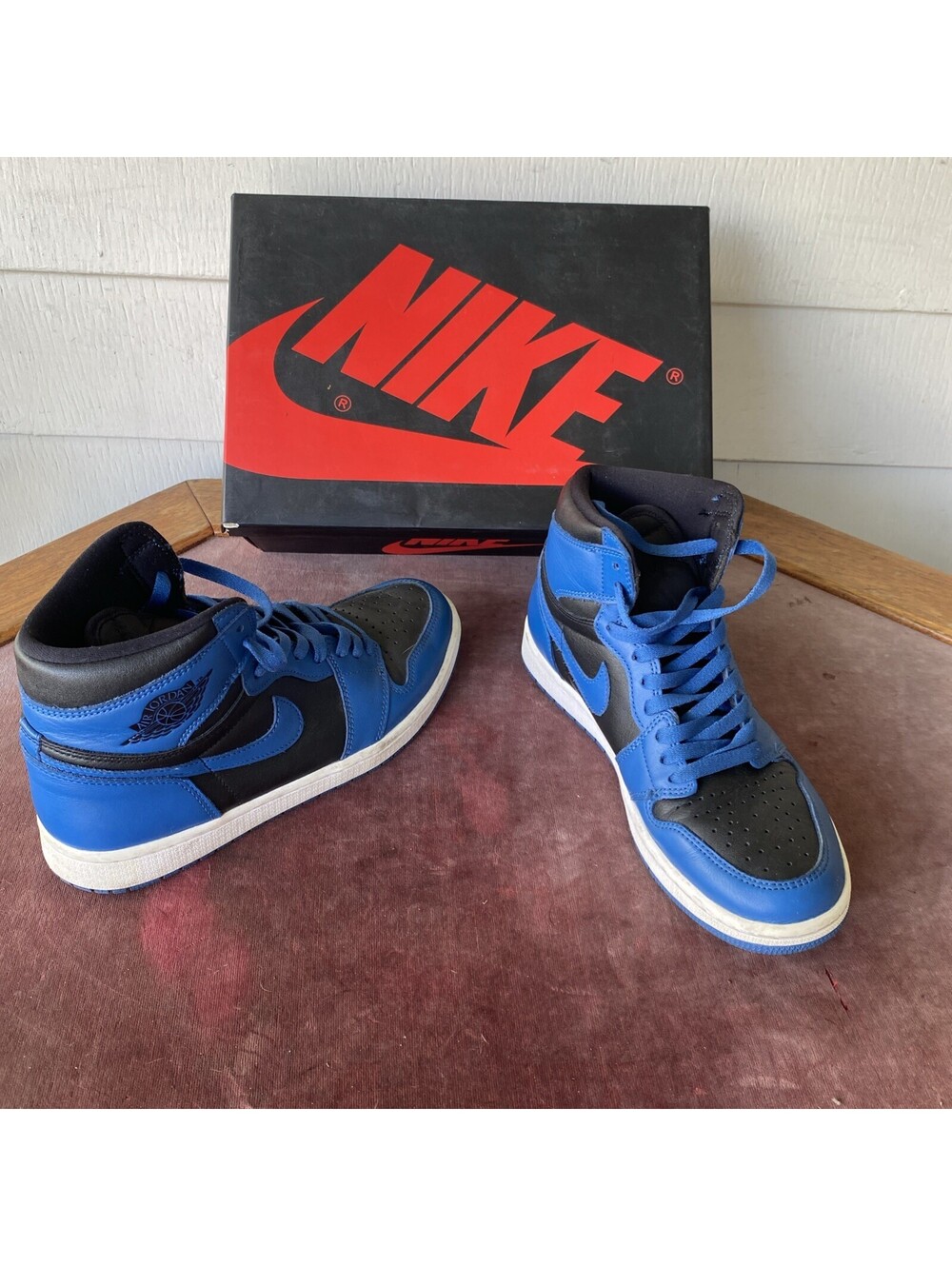 Jordan Air Jordan 1 Retro High OG Dark Marina Blue/Black/White Size 9